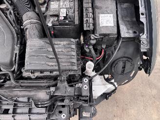 Volkswagen T-Roc 1.5 TSI DSG R-Line Navi Clima picture 17