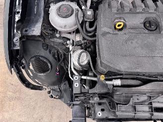 Volkswagen T-Roc 1.5 TSI DSG R-Line Navi Clima picture 16