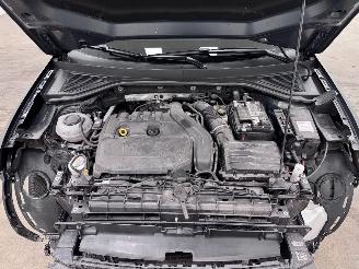 Volkswagen T-Roc 1.5 TSI DSG R-Line Navi Clima picture 15