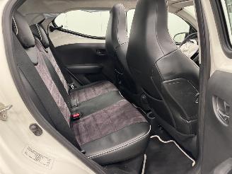 Toyota Aygo 1.0 VVT-i x-wave Cabrio 5-drs Airco picture 10