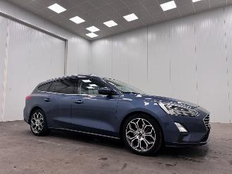 skadebil auto Ford Focus Wagon 1.5 EcoBlue Autom. ST-Line Panoramadak Navi Clima 2018/10