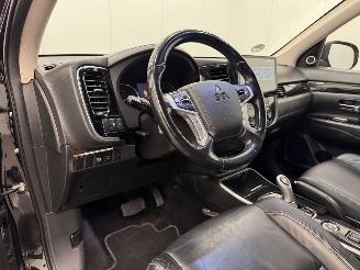 Mitsubishi Outlander 2.0 PHEV 4WD Instyle Navi Clima picture 7