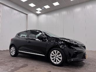 Damaged car Renault Clio 1.0 TCe Intens 5-drs Navi Clima 2023/1