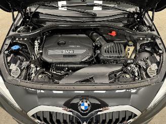 BMW 1-serie 118i Autom. High Executive Edition 5-drs Navi Clima picture 15