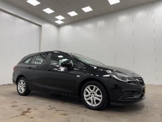 Schadeauto Opel Astra Sport Tourer 1.0 Edition Navi Clima 2018/8