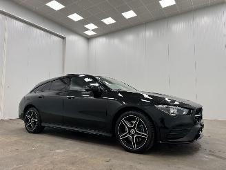 krockskadad bil auto Mercedes Cla-klasse Shooting Brake 250e Autom. AMG Panoramadak 2022/8