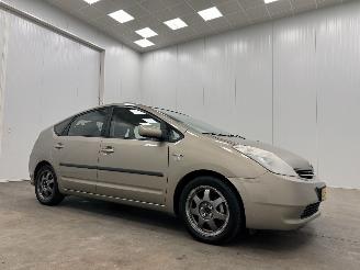 damaged passenger cars Toyota Prius 1.5 VVT-i Hybrid Comfort Clima 2008/9