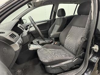 Opel Astra  picture 8