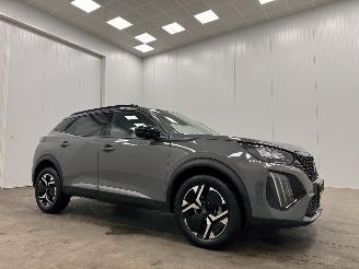 Unfallwagen Peugeot 2008 1.2 PureTech 100 Allure Navi Clima 2024/6