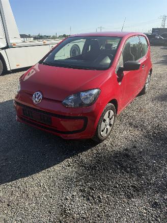 Salvage car Volkswagen Up! 1.0 mpi 2013/1