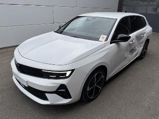 uszkodzony samochody osobowe Opel Astra Sports Tourer Level 4 Plug-in-Hybrid 2025/4