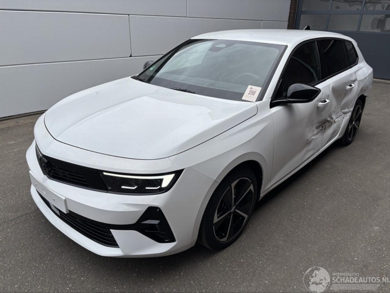 Opel Astra Sports Tourer Level 4 Plug-in-Hybrid