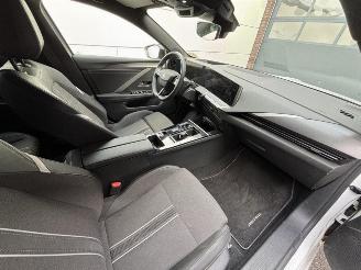 Opel Astra Sports Tourer Level 4 Plug-in-Hybrid picture 16