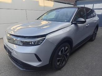 uszkodzony samochody osobowe Opel Grandland (X) GS Hybrid 107 KW mild Hybrid 2025/4