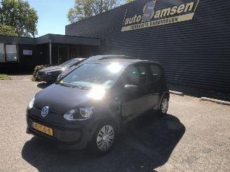Schadeauto Volkswagen Up!  2012/3