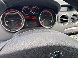Peugeot 308  picture 10
