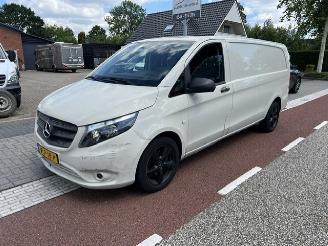 skadebil bedrijf Mercedes Vito 114 CDI 100KW EXTRA LANG AUTOM.  AIRCO KLIMA EURO6 2019/1