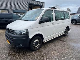 Unfallwagen Volkswagen Transporter 2.0 TDI 103KW AUTOM.  BRIEF 9 PERS. PKW  AIRCO KLIMA 2015/12