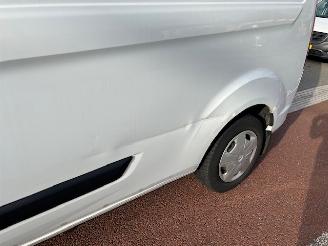 Ford Transit Custom 2.0 CDTI  L2H2  AIRCO KLIMA EURO6 picture 11