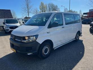 Voiture accidenté Volkswagen Transporter 2.0 TDI 110KW  KOMBI AUTM. BRIEF PKW 8P KLIMA EURO6 2017/6