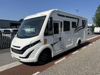 krockskadad bil camper Mc Louis  SOVEREIGN 873  INTREGRALE  AUTOM. KLIMA 14.000KM!!! 2021/4