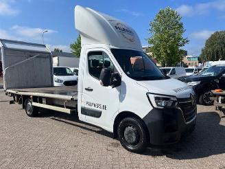 Schade bestelwagen Renault Master 2.3 DCI 107KW  KOFFER LAADKLEP LBW KLIMA AIRCO 2021/12