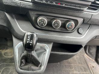 Renault Trafic Primastar 2.0 dci 125kw Autom. DC 5P Lang Klima picture 10