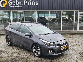 krockskadad bil auto Kia Ceed GT-Line 1.0i T-GDi 12V 120 Combi/o  Benzine 998cc 88kW (120pk) FWD 2016/4