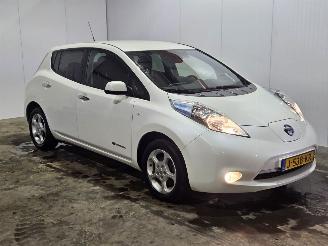 Schadeauto Nissan Leaf Leaf Hatchback  Elektrisch  80kW (109pk) FWD 2016/3