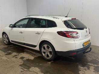 Damaged car Renault Mégane 1.4 16V TCe 130 Combi/o 4Dr Benzine 1.397cc 96kW (131pk) FWD 2010/12