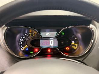 Renault Captur 0.9 Energy TCE 12V SUV picture 16