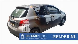 Toyota Yaris Yaris III (P13), Hatchback, 2010 / 2020 1.5 16V Hybrid picture 6