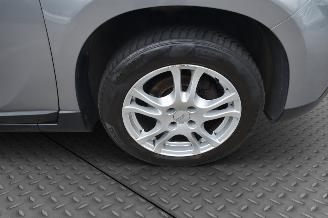 Peugeot 2008 1.2 VTI PURE TECH picture 21