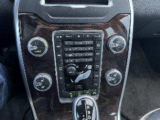 Volvo V-70 2.0 T4 Inscription Edition Pano picture 25