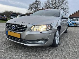 Volvo V-70 2.0 T4 Inscription Edition Pano picture 6