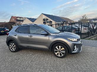 Kia Stonic 1.0 T-GDi MHEV DynamicPlusLine picture 3