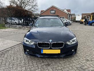 BMW 3-serie Touring -  320i High Executive picture 3