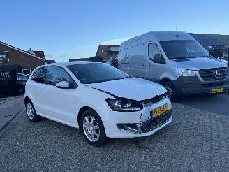 Unfallwagen Volkswagen Polo 1.2 TSI Highline | 54.251 KM!! 2011/10