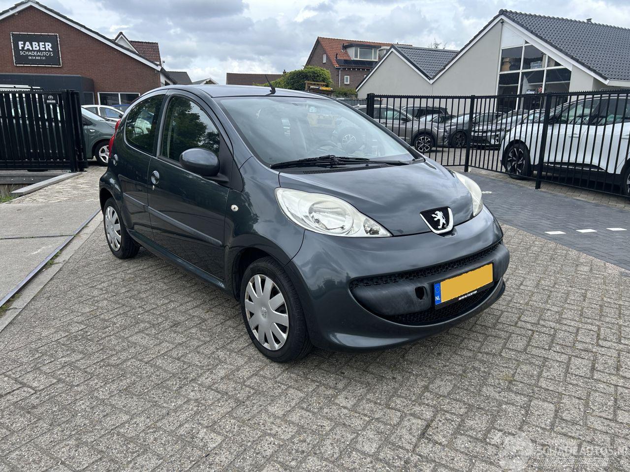 Peugeot 107 1.0-12V 152.682 KM !!