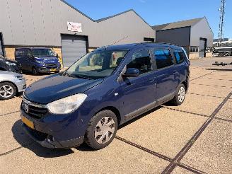 Coche accidentado Dacia Lodgy 1.2 TCe Lauréate 7p. 2013/2