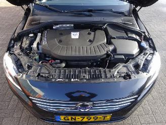 Volvo V-60 D6 TwinEngine 162kw Plug-in Hybride, Leer, Navi, Airco, Trekhaak picture 22