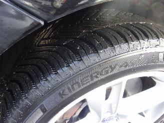 Volvo V-60 D6 TwinEngine 162kw Plug-in Hybride, Leer, Navi, Airco, Trekhaak picture 25