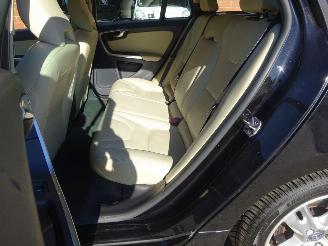 Volvo V-60 D6 TwinEngine 162kw Plug-in Hybride, Leer, Navi, Airco, Trekhaak picture 10