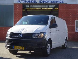 uszkodzony samochody ciężarowe Volkswagen Transporter 2.0 TDI Lang 84kw Euro6, Navi, Airco, Camera, 2x schuifdeur 2018/3