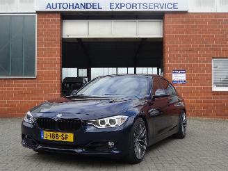 Schadeauto BMW 3-serie 328i Sport 180kw Automaat, Climate & Cruise, Navi 2012/5