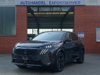 Unfallwagen Peugeot e-3008 GT 157kw/214pk, Elektro WLTP 524 km 2024/9