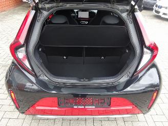 Toyota Aygo JBL 53 kw Euro6, Navi, DAB+, Camera, Half leer,Cruise & Climate picture 8