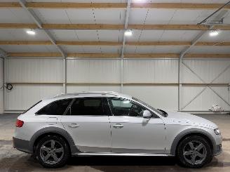Damaged car Audi A4 allroad 2.0TFSI 155kW Automaat Quattro Pro Line 2011/11