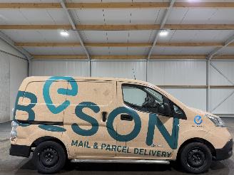 škoda dodávky Nissan E-NV200 80kW 24kWh Navigatie Achteruitrijcamera Business 2017/10