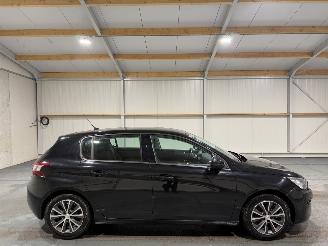 Unfallwagen Peugeot 308 1.2 PureTech 81kW Blue Lease Clima 2016/12